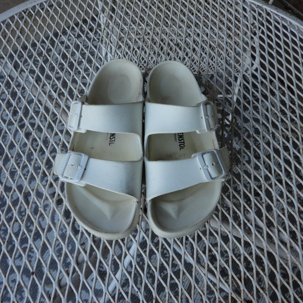 BIRKENSTOCK White Arizona EVA Double Strap Slip On Sandals Size 38 (7-7.5)